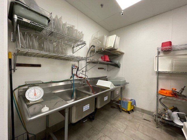 More Photos Of 741-747 E Monte Vista Ave, Vacaville Restaurant For Lease