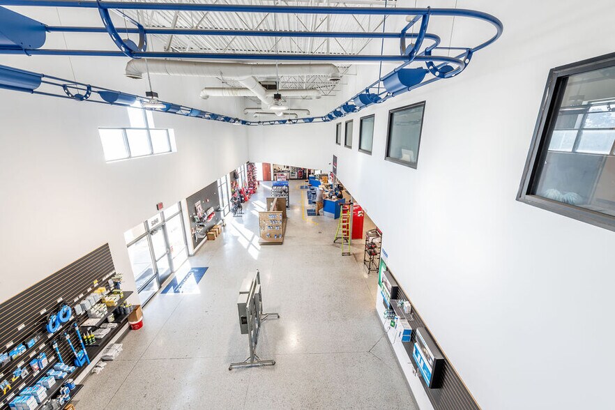 More Photos Of 662 W Commerce Park Dr, Midvale Warehouse For Sale