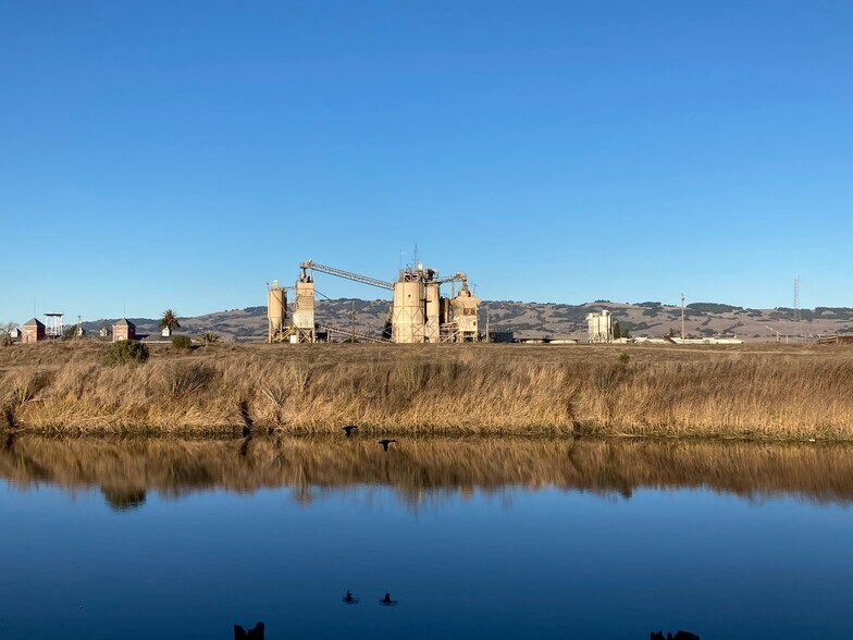 More Photos Of 429 1st St, Petaluma Office For Lease