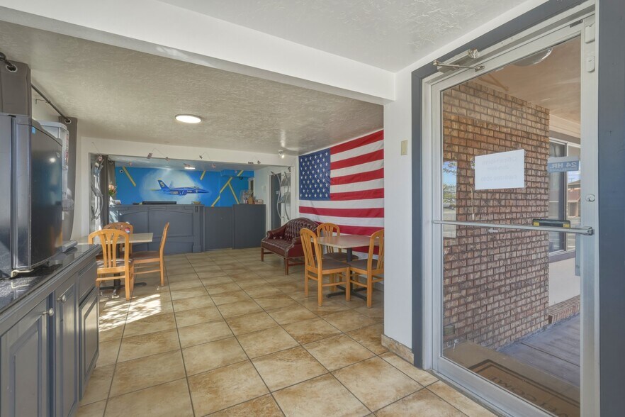 More Photos Of 311 E Main St, Vernal Hotel For Sale
