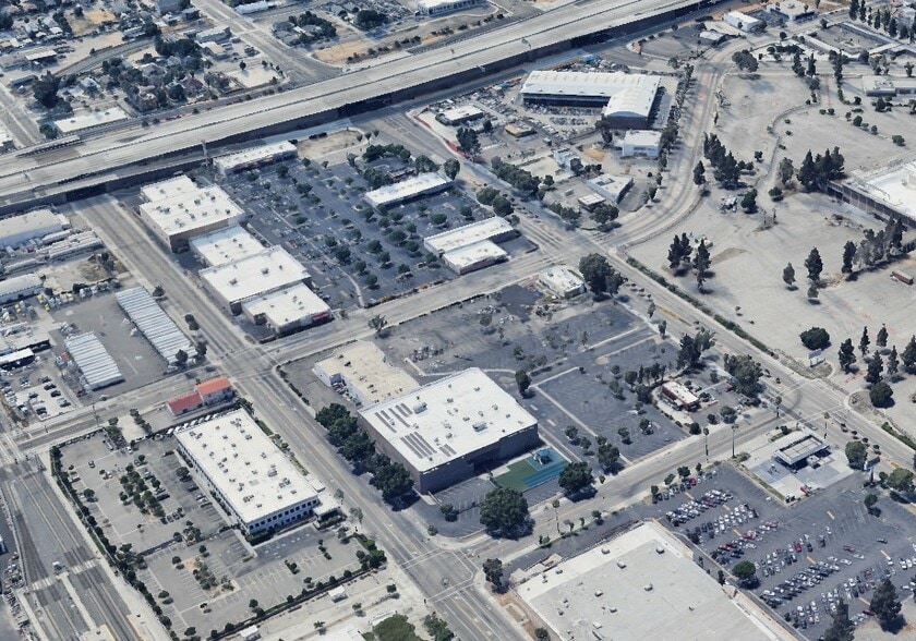 More Photos Of 659-689 W 2nd St, San Bernardino Freestanding For Lease