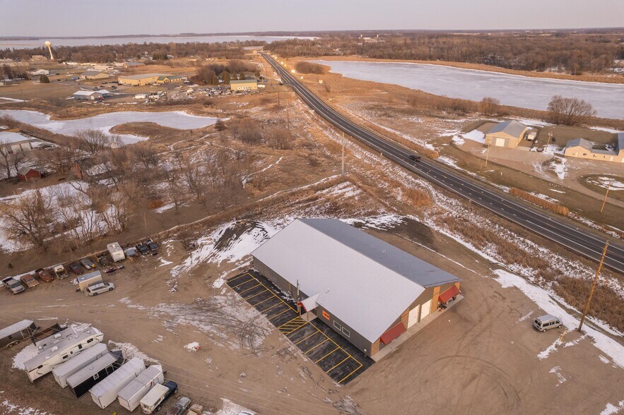 More Photos Of 815 E 1st Ave, Osakis Flex For Lease