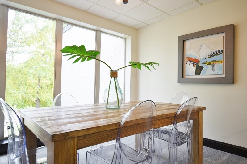 More Photos Of 824 S Milledge Ave, Athens Office For Lease