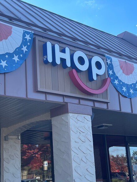 More Photos Of 3338 US Highway 9, Freehold Unknown For Lease