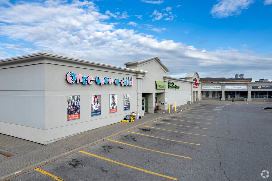 More Photos Of 1020 Islington Ave, Toronto Storefront For Lease