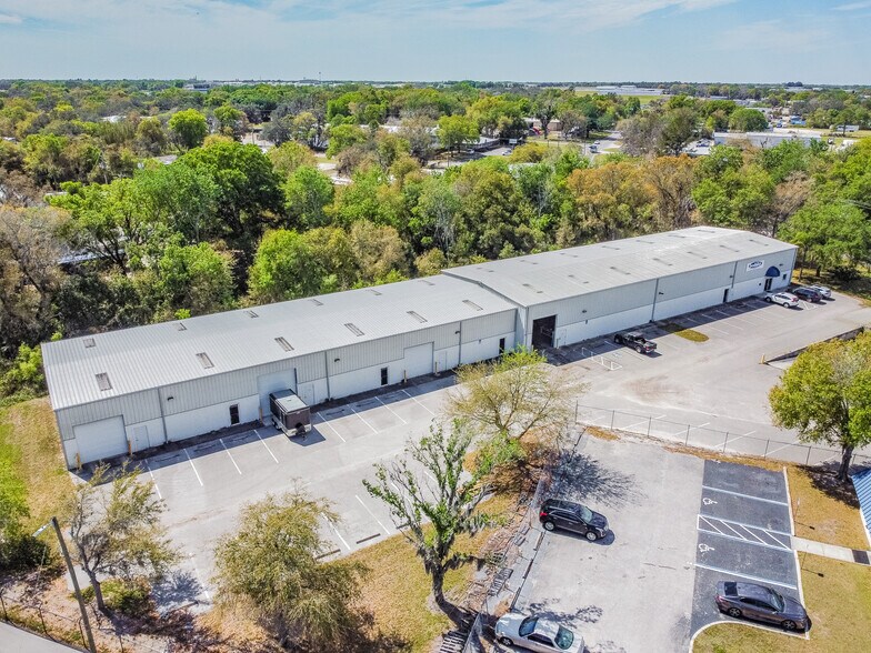 More Photos Of 2401 Airport Rd, Plant City Manufacturing For Sale