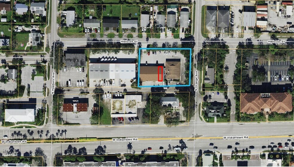 More Photos Of 200-220 Hibiscus St, Jupiter Storefront For Lease