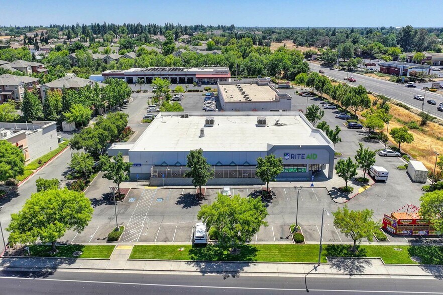 More Photos Of 4300 Elverta Rd, Antelope Drugstore For Sale