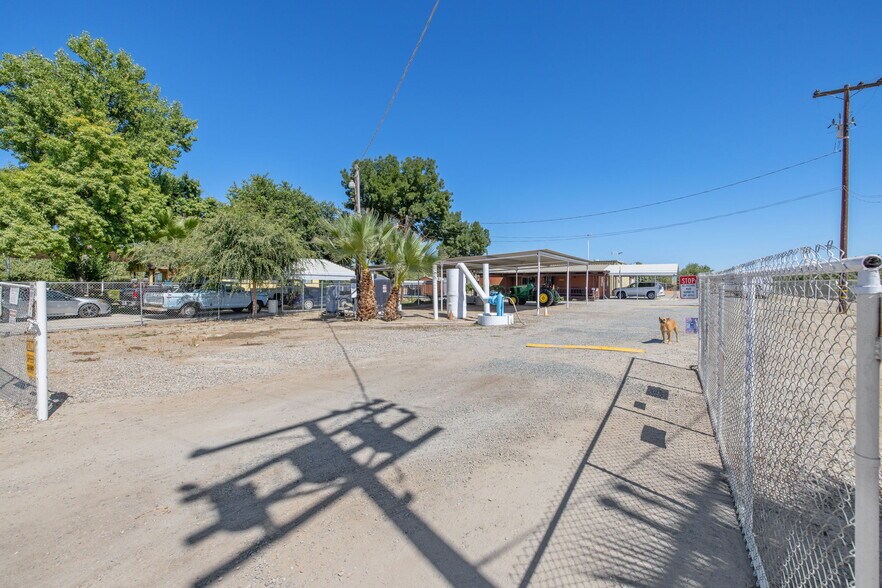 More Photos Of 28548 Woollomes Rd, Wasco Land For Sale