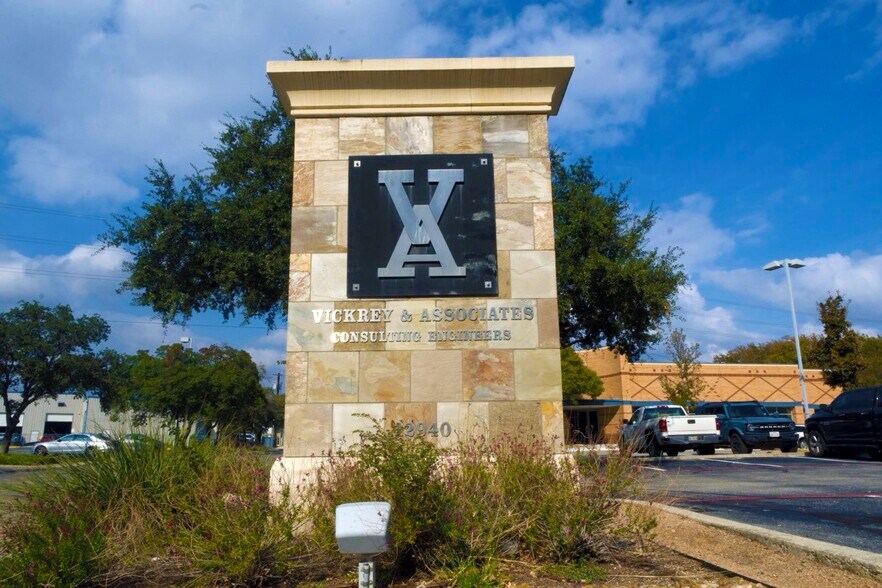 More Photos Of 12940 Country, San Antonio Office For Sale