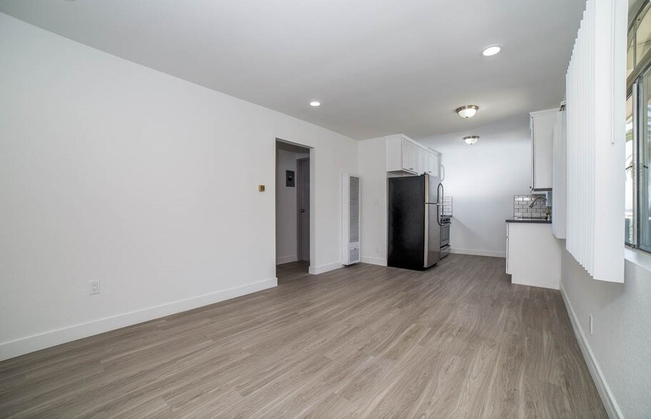 More Photos Of 508 N Ardmore Ave, Los Angeles Apartments For Sale