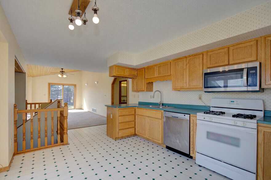 More Photos Of 2854 Hwy 65, Mora Self Storage For Sale