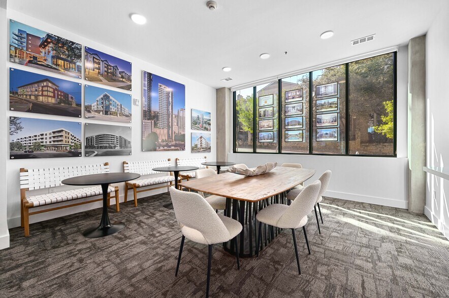 More Photos Of 2500 Longview St, Austin Apartments For Sale