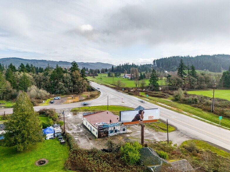 More Photos Of 26555 Salmon River Hwy, Grand Ronde Flex For Sale