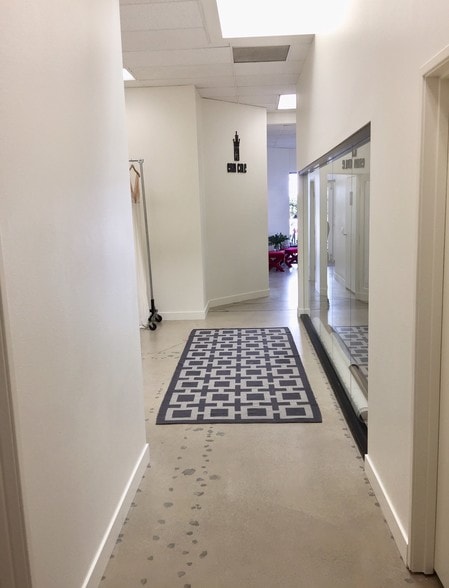 More Photos Of 2915 Red Hill Ave, Costa Mesa Unknown For Lease