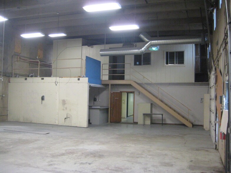 More Photos Of 1241 S Lipan St, Denver Warehouse For Sale