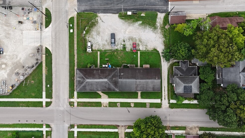 More Photos Of 60-90 W Harrison St, Martinsville Apartments For Sale
