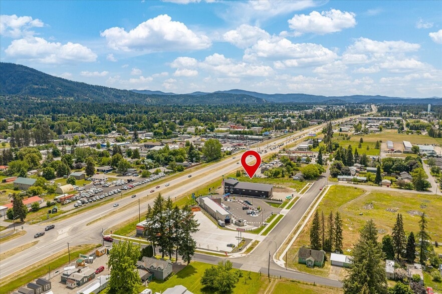 More Photos Of 9878 Kirkpatrick st, Hayden Office For Sale
