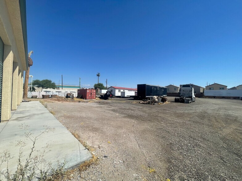 More Photos Of 5719 Boulder Hwy, Las Vegas Freestanding For Lease