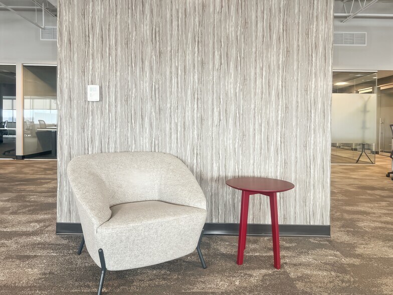 More Photos Of 100 Franklin Sq Dr, Somerset Coworking Space