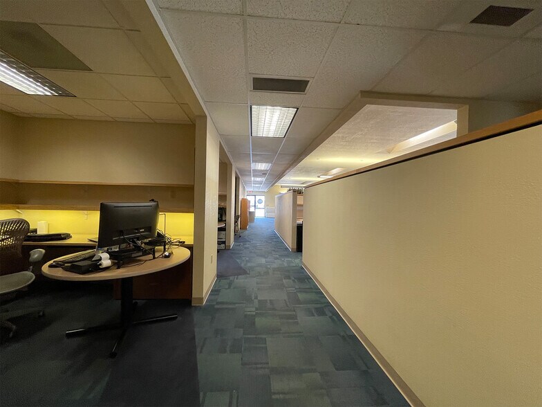 More Photos Of 2955 E Broadway Blvd, Tucson Office For Sale