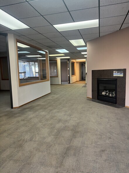 More Photos Of 9600 W Jewell Ave, Lakewood Medical For Lease