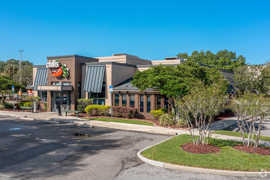More Photos Of 3980 US Highway 98 N, Lakeland Restaurant For Sale