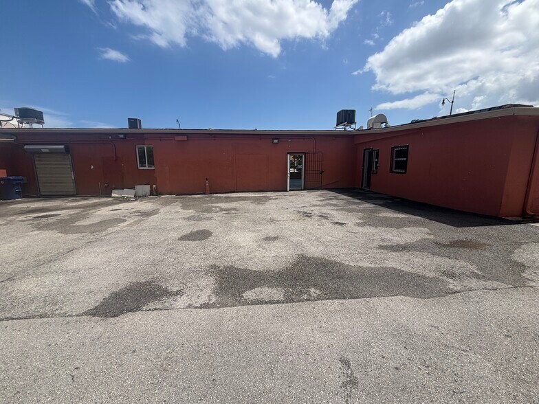 More Photos Of 6741-6757 SW 8th St, Miami Unknown For Lease