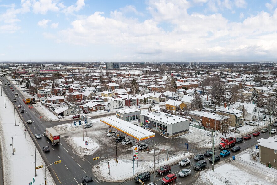 More Photos Of 1130 Boul Monseigneur-Langlois, Salaberry-de-valleyfield General Retail For Sale