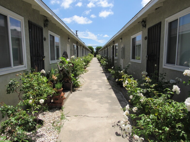More Photos Of 15121 Van Buren St, Midway City Apartments For Sale