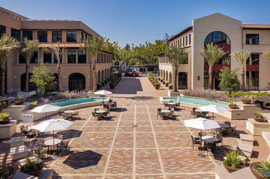 More Photos Of 1300 El Camino Real, Menlo Park Coworking Space