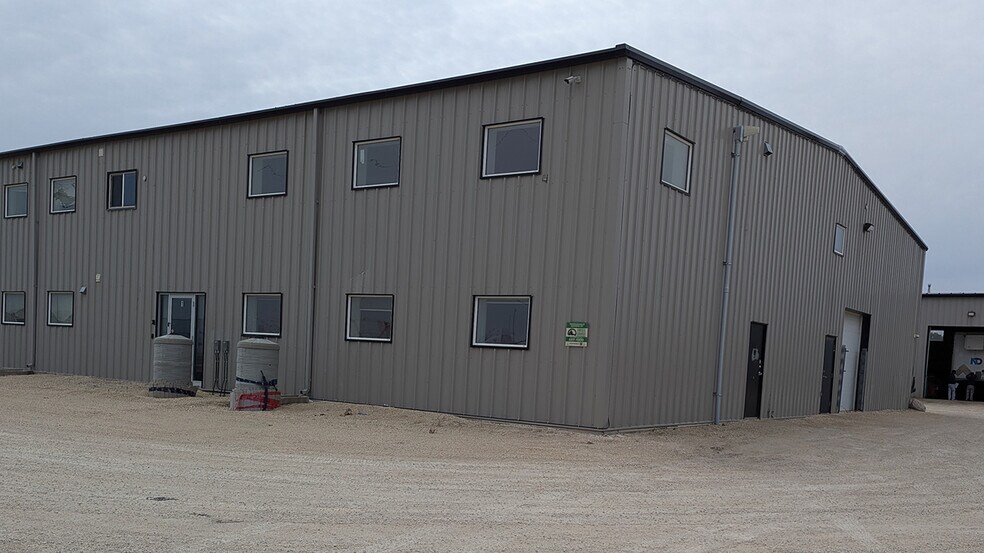 More Photos Of 86 Wheatfield Rd, Rosser Warehouse For Lease