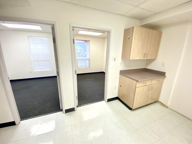 More Photos Of 1550 Professional Dr, Petaluma Medical For Lease