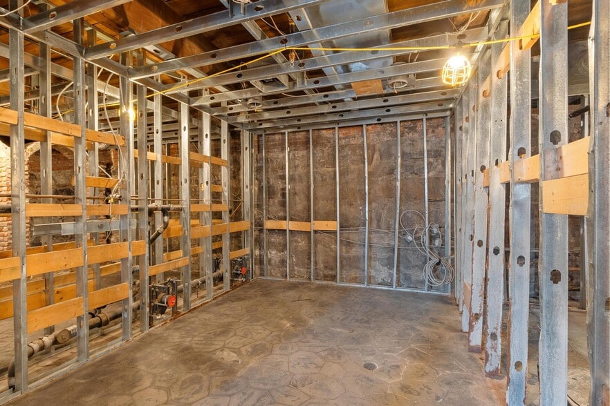 More Photos Of 65 Water St, Worcester Loft Creative Space For Sale