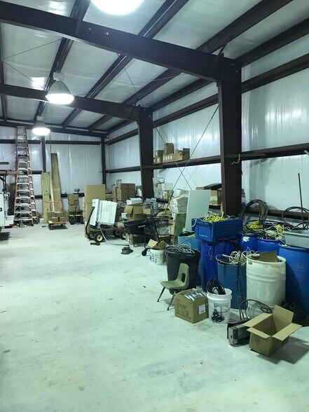 More Photos Of 3614 Alice St, Galveston Distribution For Sale