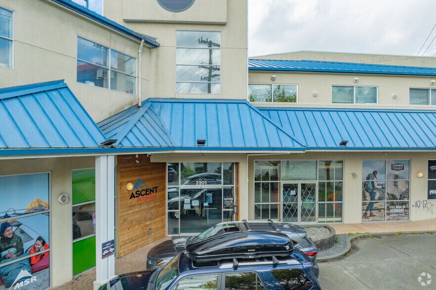 More Photos Of 2201 15th Ave W, Seattle General Retail For Sale