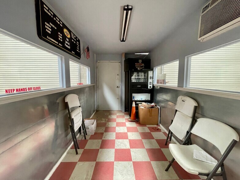 More Photos Of 8444 W University Blvd, Odessa Freestanding For Sale