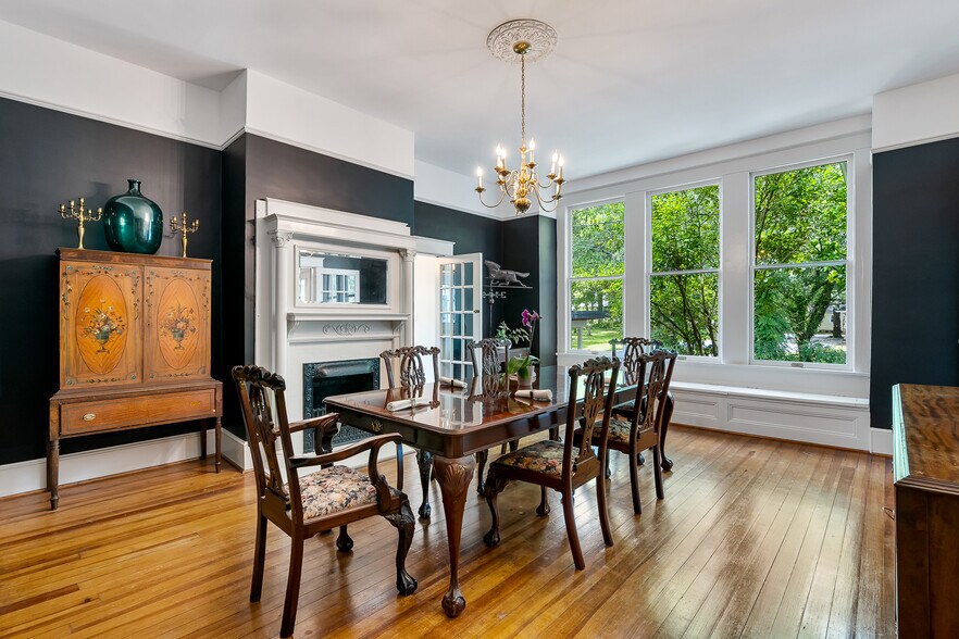 More Photos Of 207 Westminster Hwy, Westminster Specialty For Sale