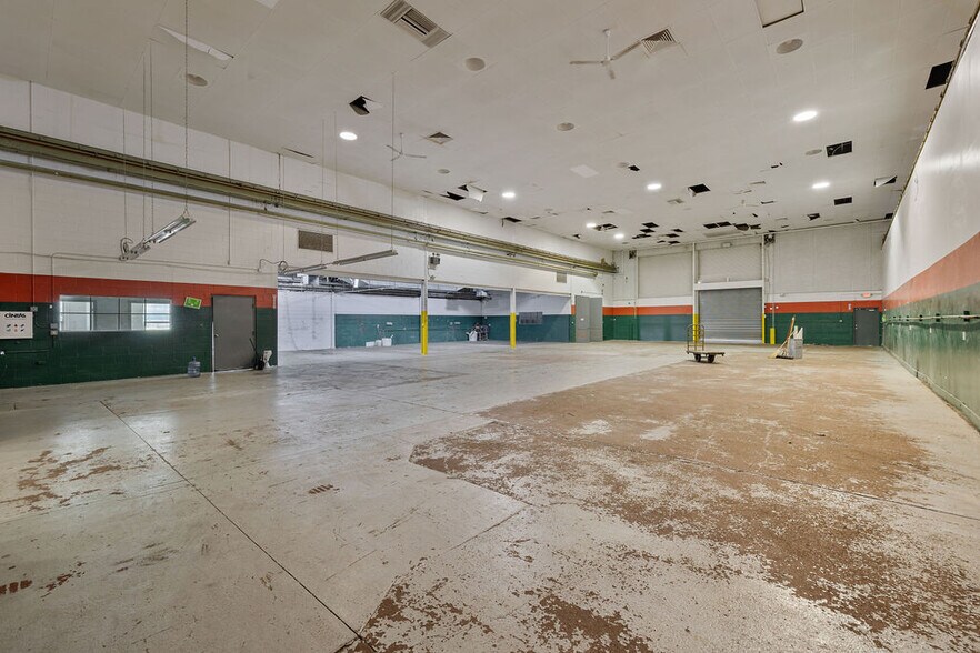 More Photos Of 73 Ramapo Valley Rd, Mahwah Warehouse For Lease