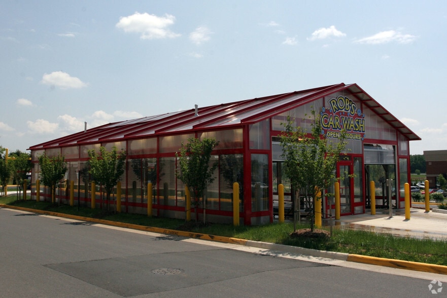 More Photos Of 1711 Carl D. Silver Pky, Fredericksburg Carwash For Sale