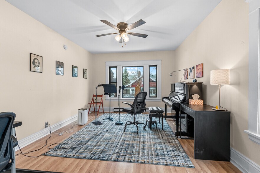 More Photos Of 1154 Grand Ave, Saint Paul Storefront Retail Office For Lease