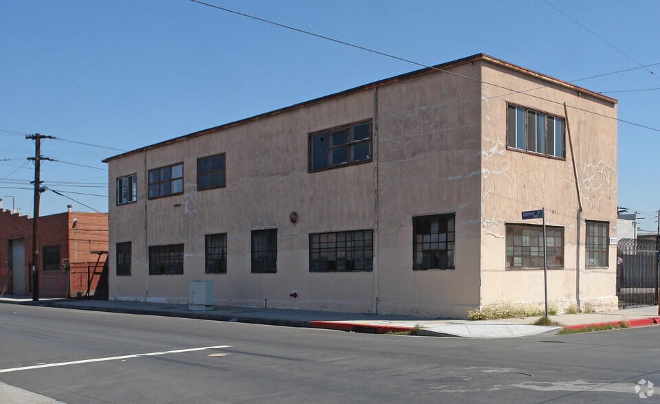 More Photos Of 3501 E Pico Blvd, Los Angeles Warehouse For Sale