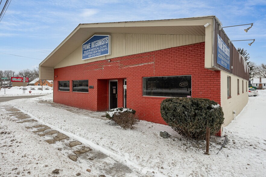 More Photos Of 7261 Gratiot Rd, Saginaw Medical For Sale