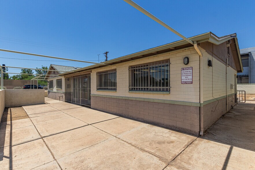 More Photos Of 8545 N Black Canyon Hwy, Phoenix Medical For Sale