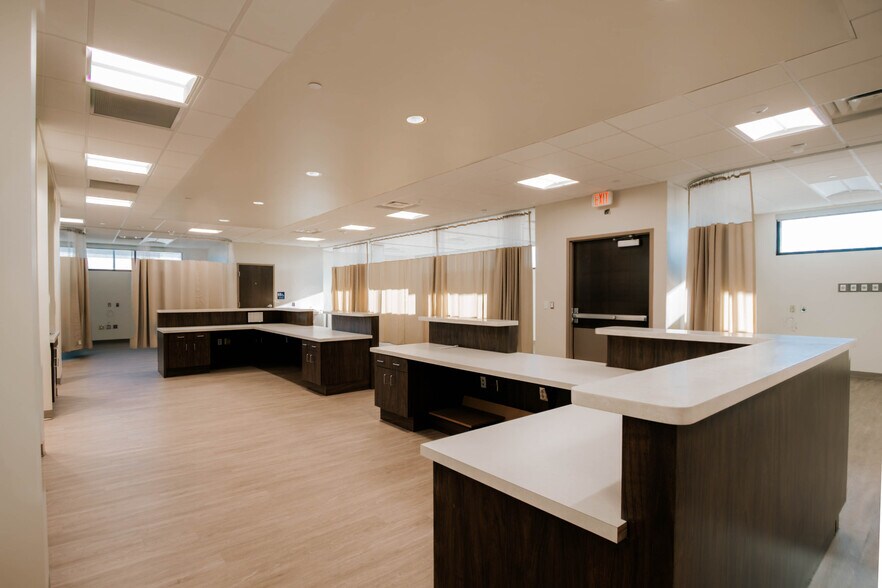 More Photos Of 11880 Physicians dr, El Paso Healthcare For Sale