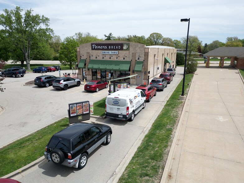 More Photos Of 1101 W Bird Blvd, Peoria Restaurant For Sale