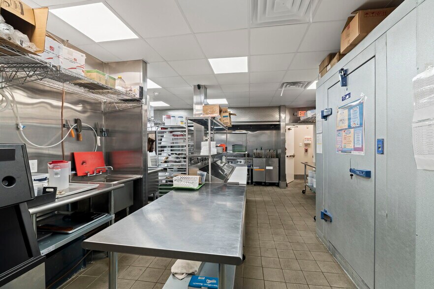 More Photos Of 1627 E Passyunk Ave, Philadelphia Storefront Retail Residential For Sale