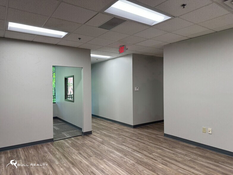 More Photos Of 1925 Vaughn Rd NW, Kennesaw Office For Lease