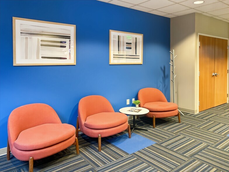 More Photos Of 30575 Bainbridge Rd, Solon Coworking Space