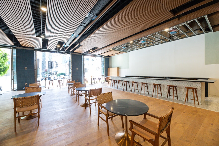 More Photos Of 915 Wilshire Blvd, Los Angeles Office For Lease